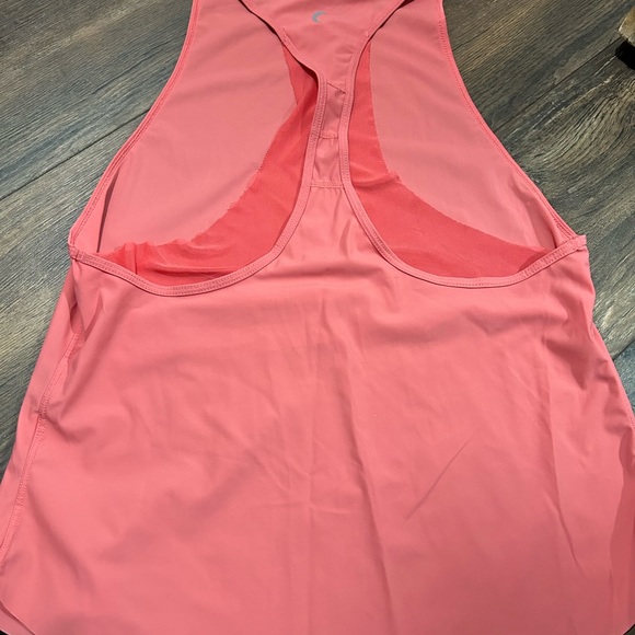 Zyia two piece: shorts and tank - Picture 5 of 6